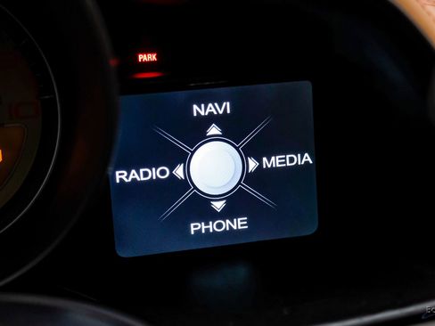 Used 2013 Ferrari 458 Spider image 96