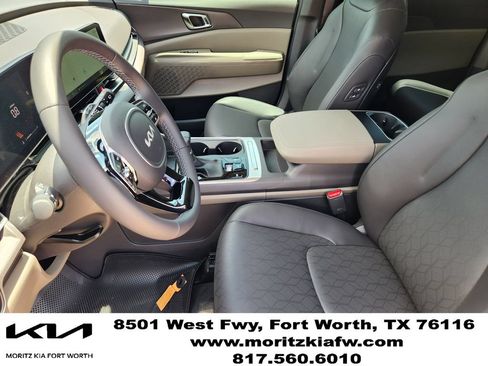 New 2026 Kia Carnival EX FWD image 9
