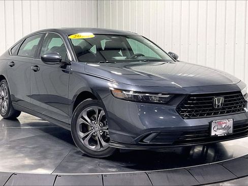 Used 2024 Honda Accord EX image 3