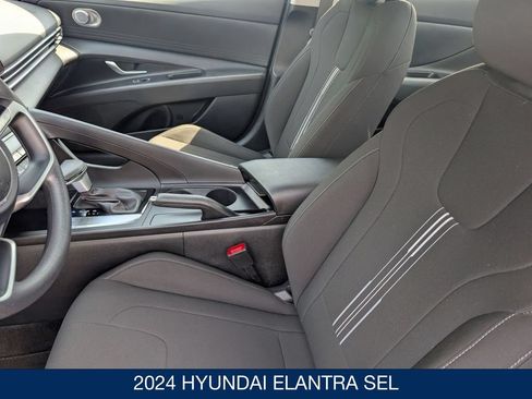 Certified 2024 Hyundai Elantra SEL FWD image 14