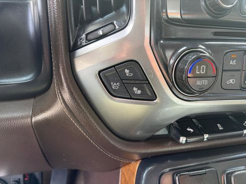 Used 2014 Chevrolet Silverado 1500 LTZ image 23