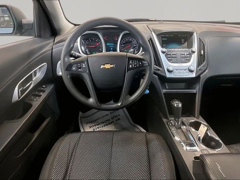 Used 2017 Chevrolet Equinox LS w/ LPO, Protection Package FWD image 9