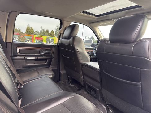 Used 2017 RAM 3500 Laramie w/ Convenience Group image 17