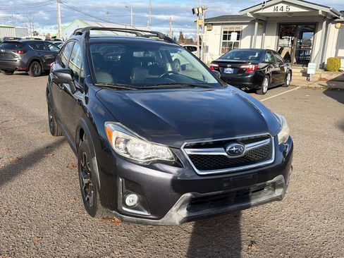 Used 2016 Subaru Crosstrek 2.0i Limited image 1