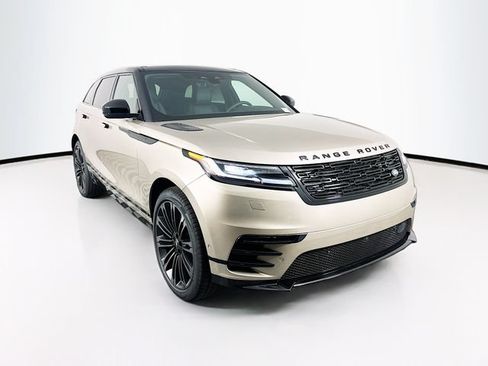 Used 2026 Land Rover Range Rover Velar Dynamic SE AWD/4WD image 3
