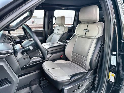 Used 2023 Ford F150 Lightning Platinum image 13