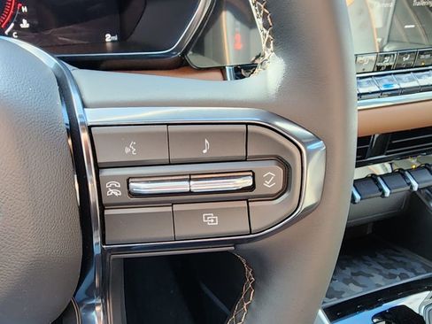 New 2026 GMC Canyon AT4 image 21