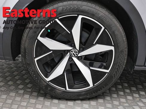 Used 2023 Volkswagen ID.4 Pro S image 29
