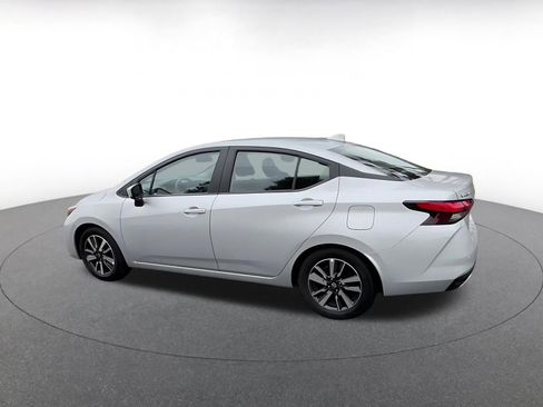 Used 2025 Nissan Versa SV FWD image 10
