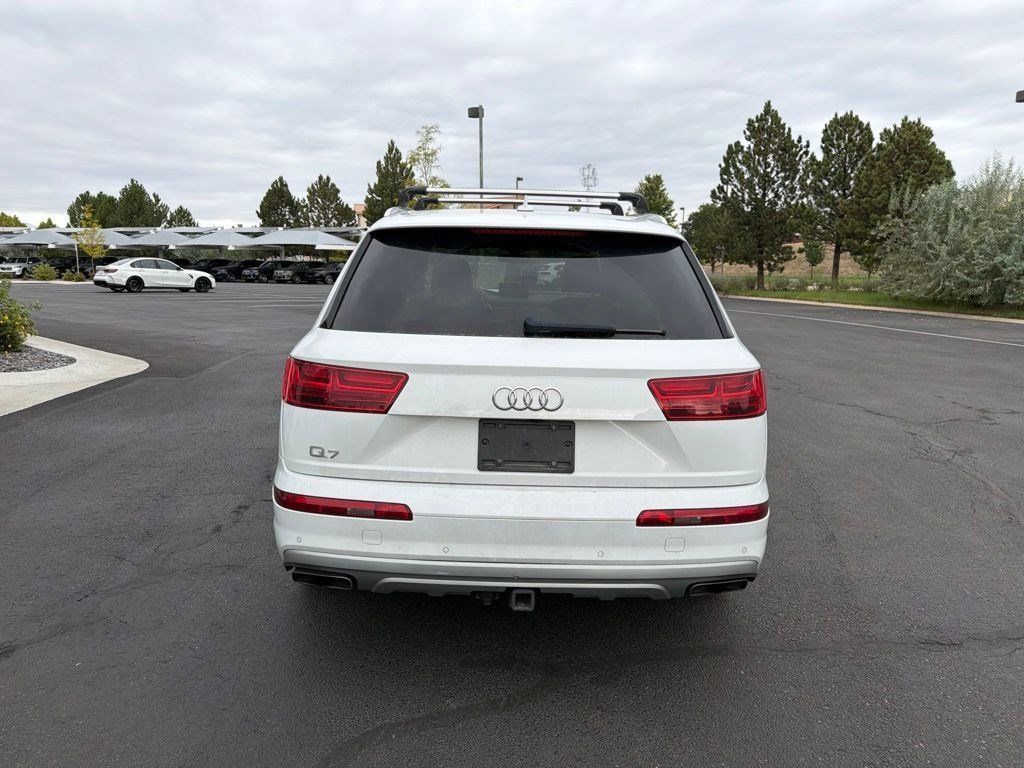 Used 2019 Audi Q7 3.0T Prestige AWD/4WD image 4