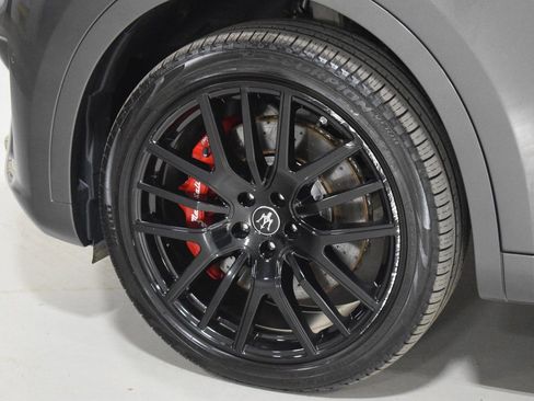 Used 2022 Maserati Levante Modena image 5