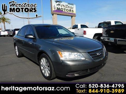 Used 2010 Hyundai Sonata GLS image 1