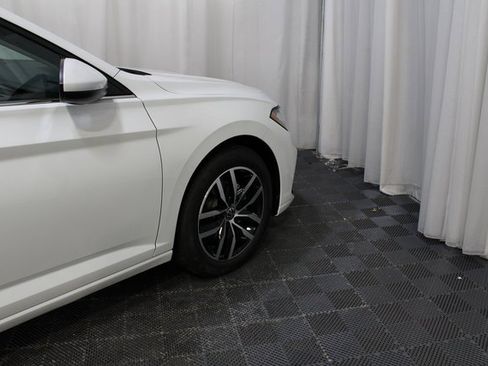 New 2026 Volkswagen Jetta SE image 23
