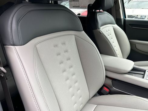 New 2026 Kia EV9 Wind image 14