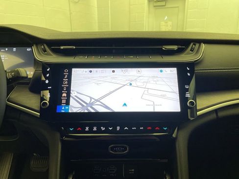 New 2026 Jeep Grand Cherokee Limited image 13