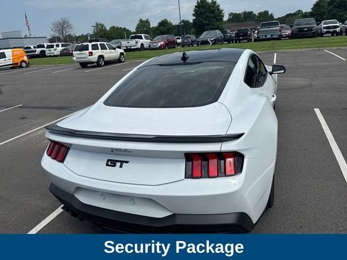 Used 2025 Ford Mustang GT Premium RWD image 6