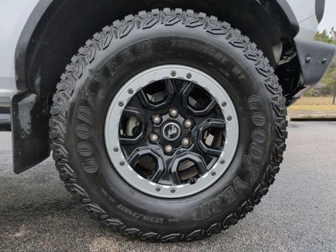 Used 2022 Ford Bronco 4-Door w/ Sasquatch Package image 14