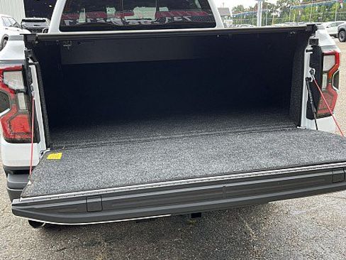 Used 2025 Ford Ranger Raptor AWD/4WD image 9