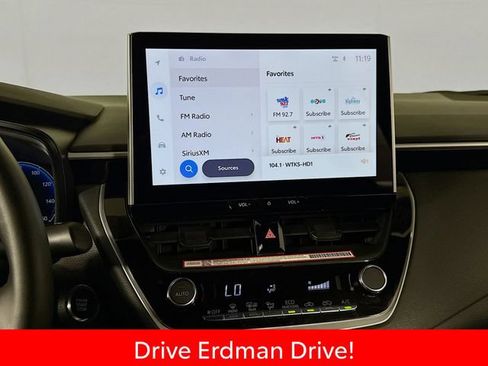 Certified 2026 Toyota Corolla SE w/ SE Package FWD image 19