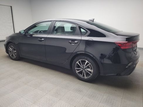 Used 2022 Kia Forte LXS FWD image 3