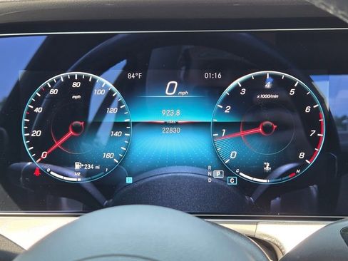 Used 2022 Mercedes-Benz E 350 4MATIC Sedan image 37