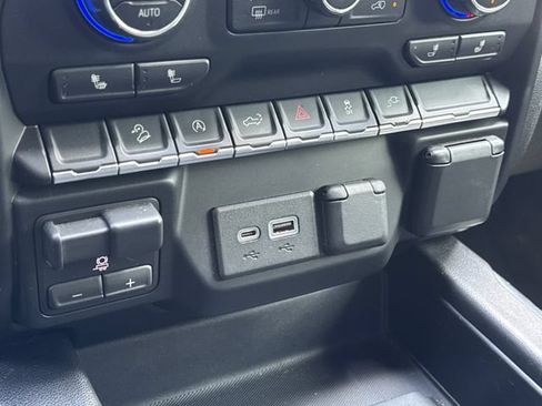Used 2019 Chevrolet Silverado 1500 LT Trail Boss AWD/4WD image 28