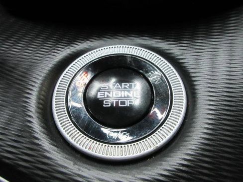 Used 2024 Jeep Grand Cherokee L Laredo AWD/4WD image 25