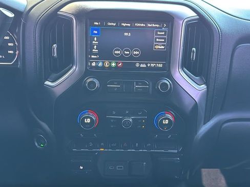 Used 2020 Chevrolet Silverado 1500 LT Trail Boss AWD/4WD image 13