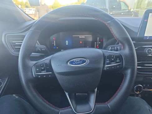 Used 2024 Ford Escape ST-Line image 13