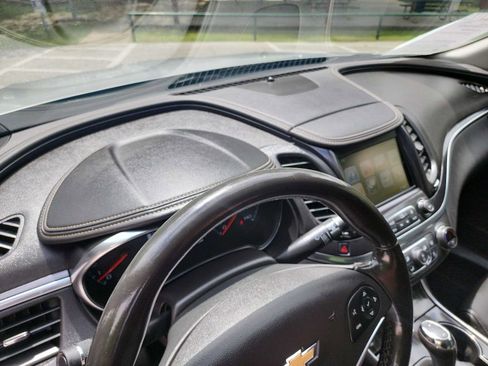 Used 2018 Chevrolet Impala LT image 20