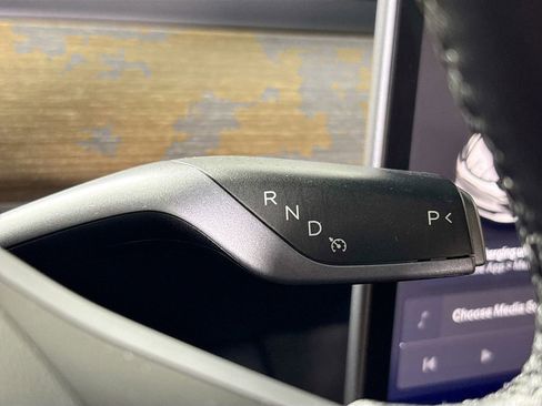 Used 2022 Tesla Model 3 Long Range AWD/4WD image 18