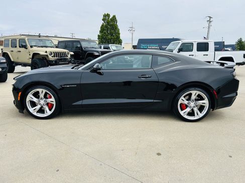 Used 2022 Chevrolet Camaro SS RWD image 28