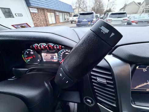 Used 2016 Chevrolet Suburban LT image 67