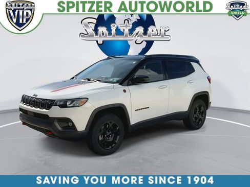 Used 2023 Jeep Compass Trailhawk AWD/4WD image 5