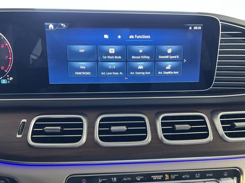 Used 2026 Mercedes-Benz GLE 450 GLE 450 4D Sport Utility image 19