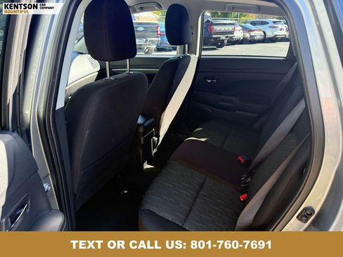 Used 2025 Mitsubishi Outlander Sport AWD image 31