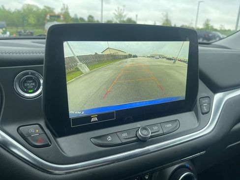 Used 2024 Chevrolet Blazer LT FWD image 27