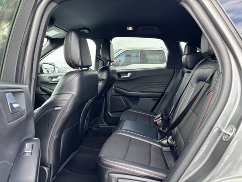 Used 2025 Ford Escape ST-Line FWD image 13