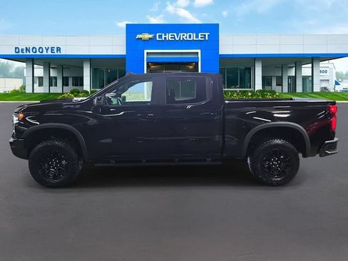 New 2026 Chevrolet Silverado 1500 ZR2 w/ Dark Appearance Package AWD/4WD image 11