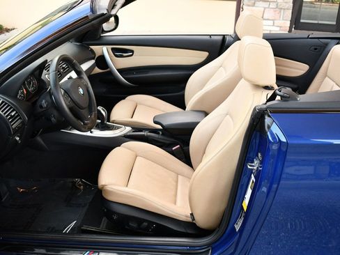 Used 2013 BMW 135i Convertible image 52