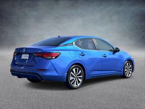 Used 2020 Nissan Sentra SV w/ SV Premium Package FWD image 2