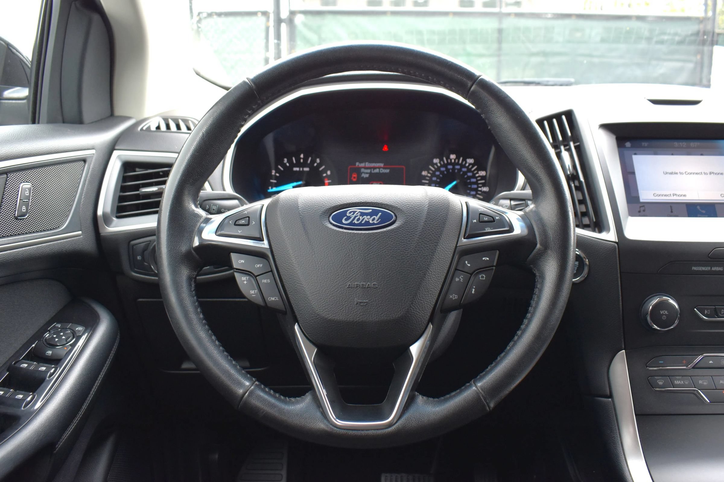 Used 2019 Ford Edge SEL FWD image 48