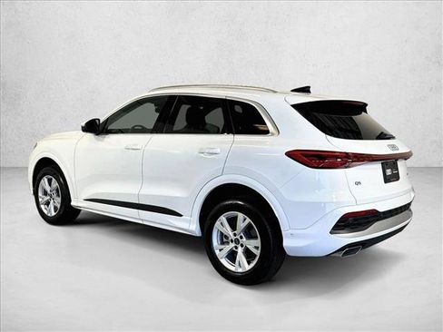 Used 2025 Audi Q5 Premium AWD/4WD image 7