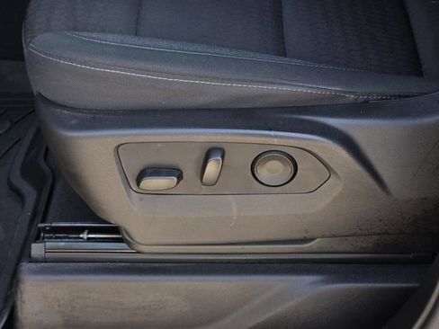 Used 2024 Chevrolet Silverado 1500 Custom RWD image 29