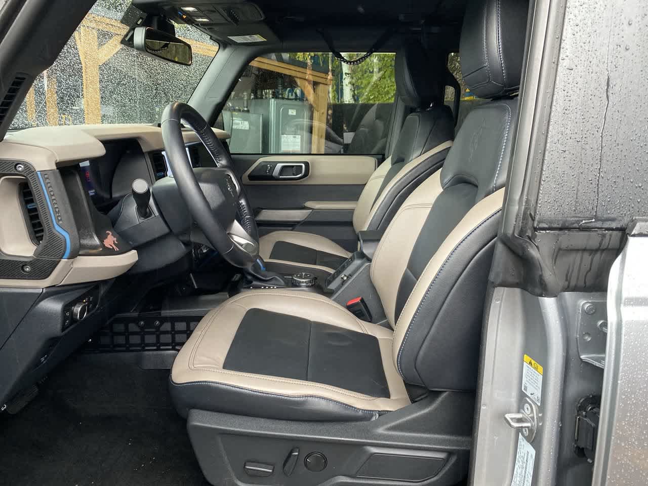 Used 2023 Ford Bronco Wildtrak AWD/4WD image 13