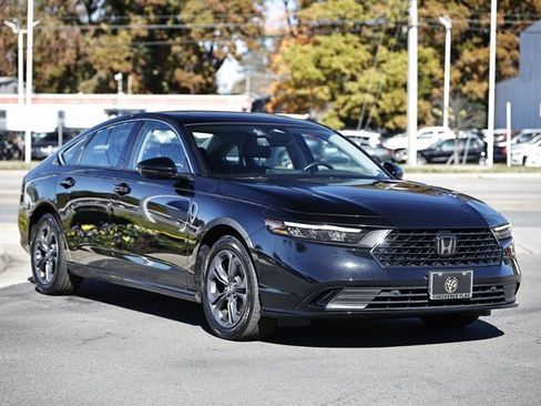 Used 2024 Honda Accord EX-L image 13