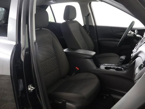 Used 2024 Chevrolet Equinox LT image 30