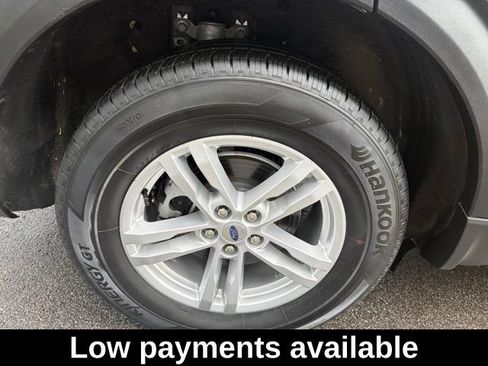 Used 2022 Ford Explorer XLT w/ Equipment Group 202A AWD/4WD image 35