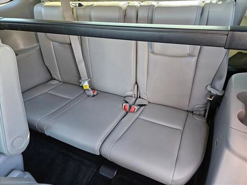 Used 2016 Toyota Highlander Limited Platinum image 19