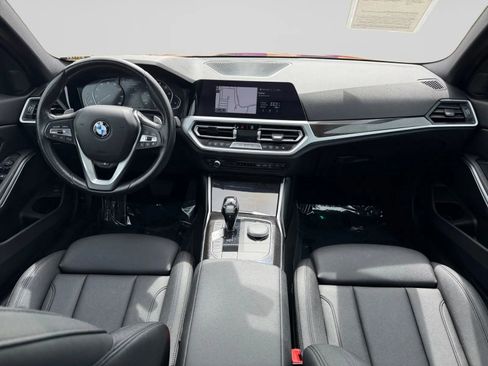 Used 2021 BMW 330i xDrive Sedan w/ Convenience Package AWD/4WD image 19